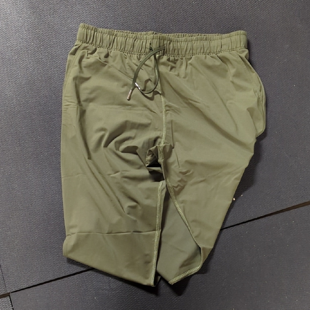 ZYIA Activewear in Sage Green